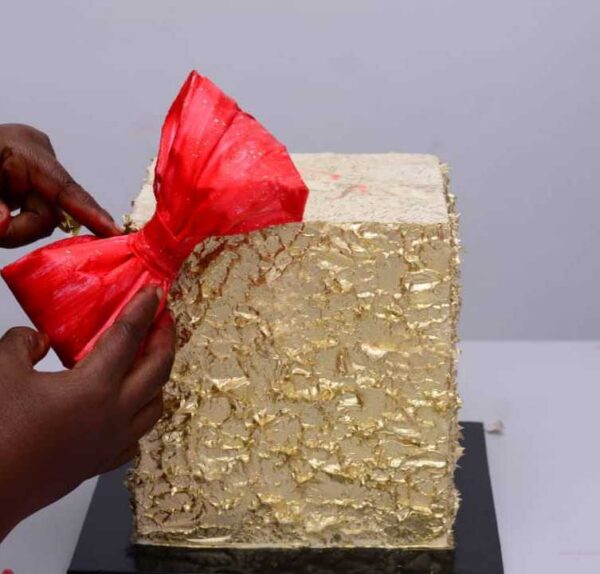 Rheds Indulgence | Premium cakes | event bakery | Rustic Gold Cake